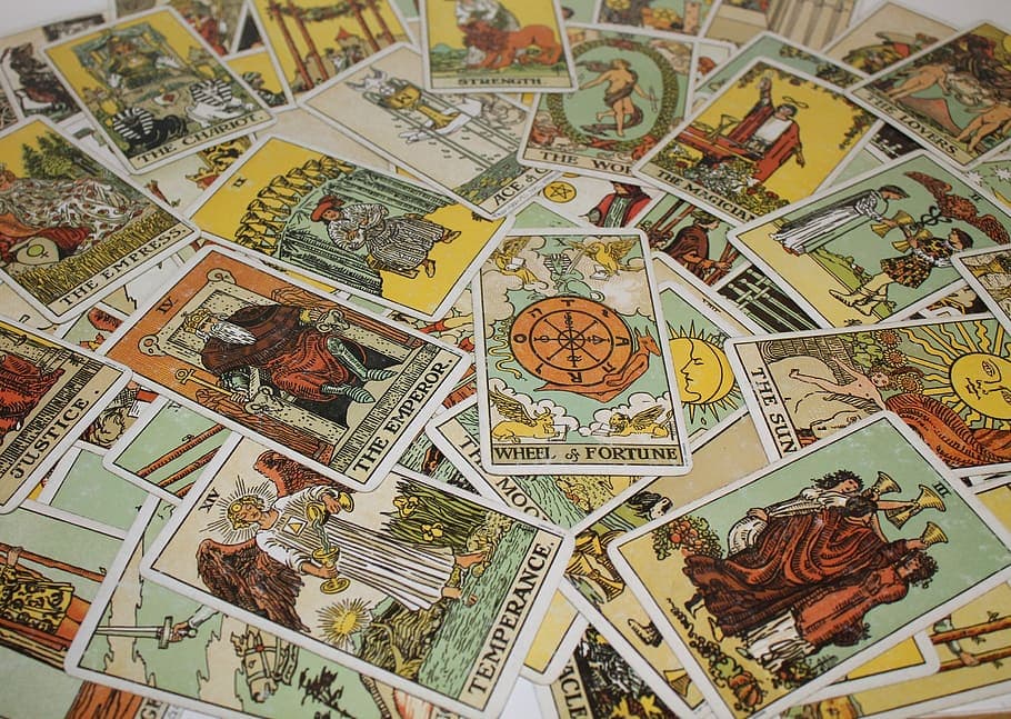 Putri Tarot